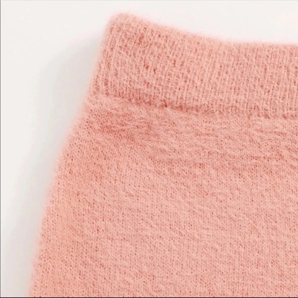 Outfit. 💕 New Solid Pink Soft Knit Sweater Top/Matching Bodycon Skirt Set - Picture 4 of 5